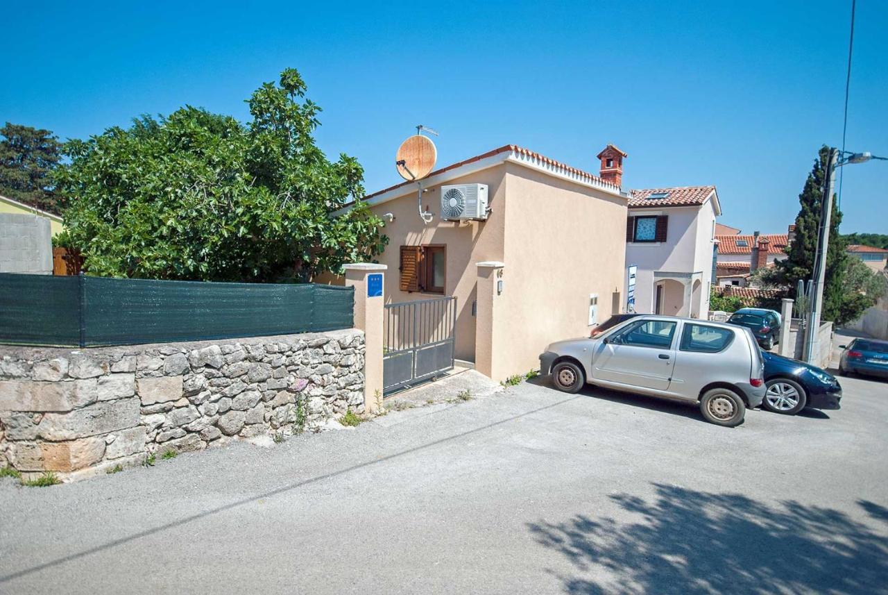 Holiday home Kirac *